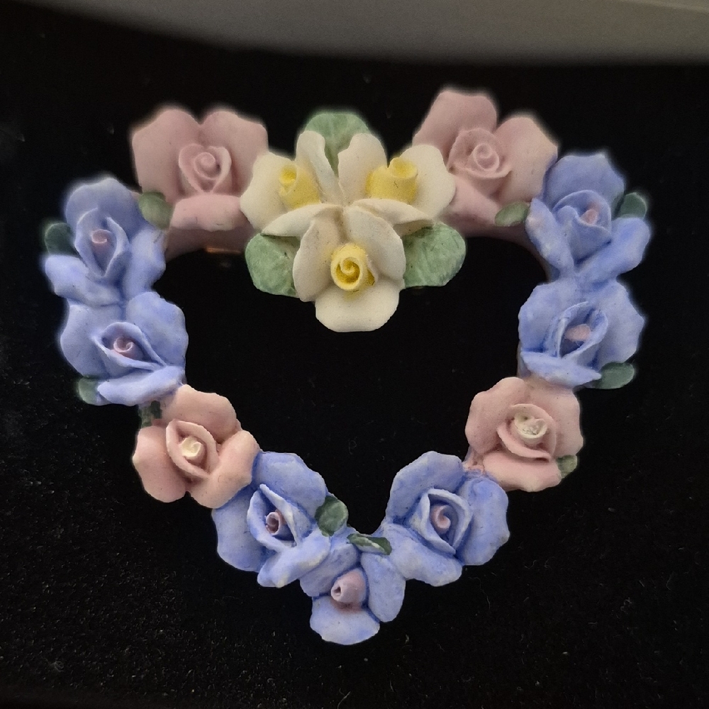 Avon Pastel Floral Heart Brooch